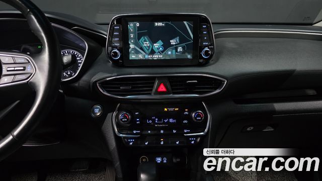Hyundai Santafe 2019 — photo 20