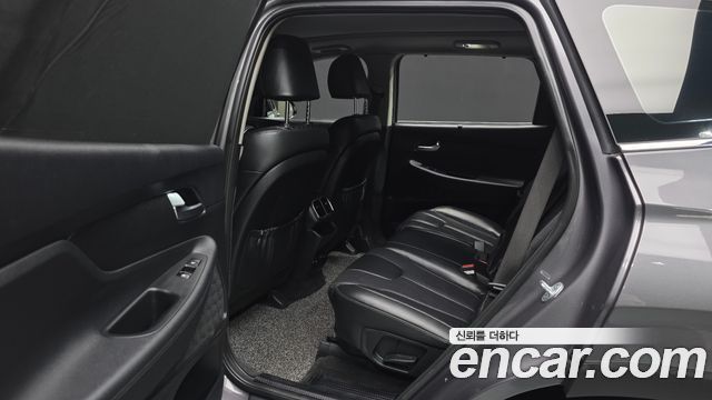 Hyundai Santafe 2019 — photo 22