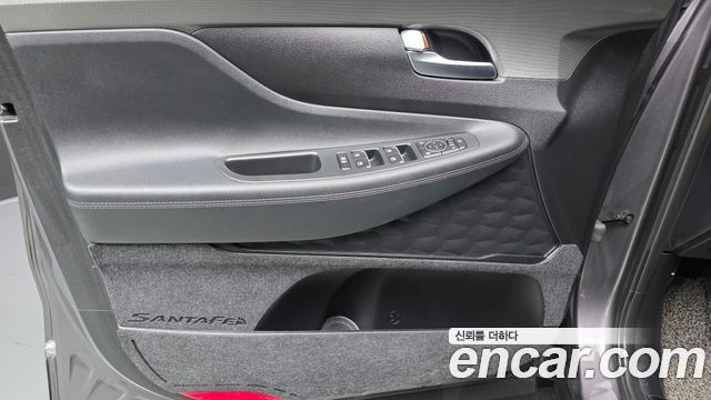 Hyundai Santafe 2019 — photo 14