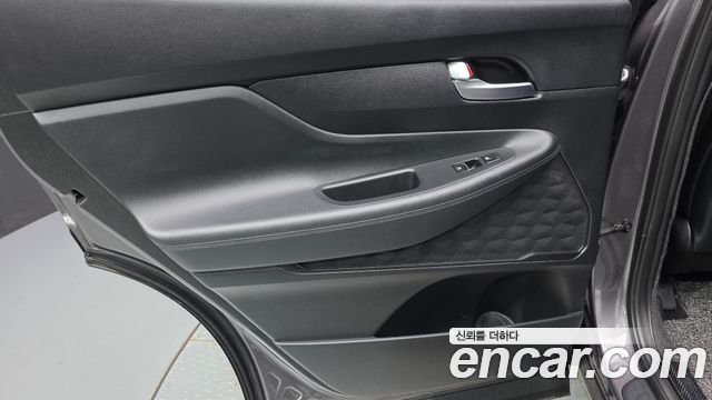 Hyundai Santafe 2019 — photo 15