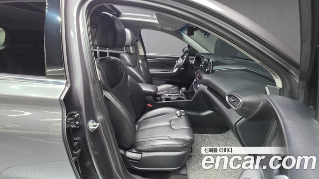 Hyundai Santafe 2019 — photo 16