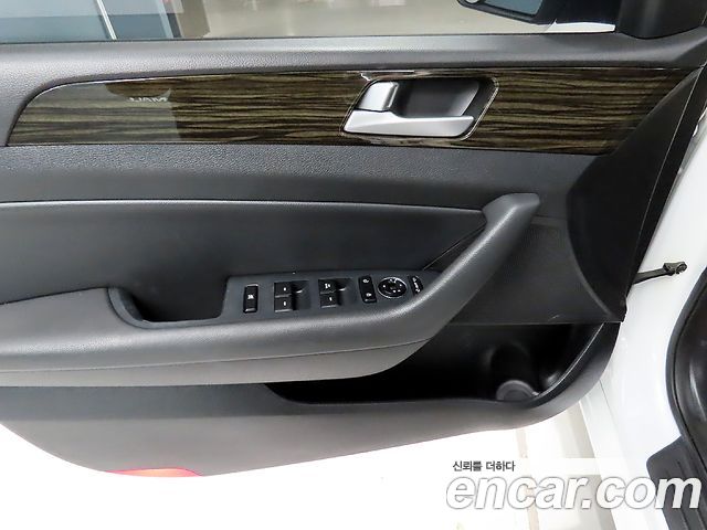 Hyundai Sonata 2016 — photo 12