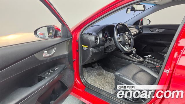 Kia K3 2019 — photo 13