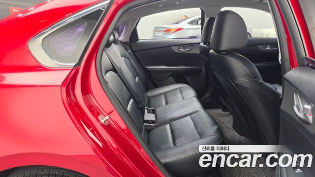 Kia K3 2019 — photo 17