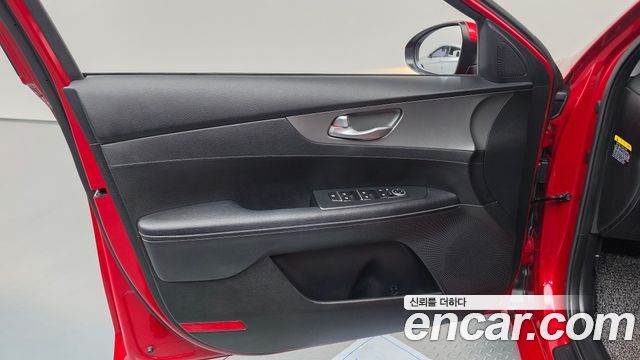 Kia K3 2019 — photo 14