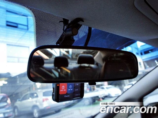 Kia K3 2013 — photo 12