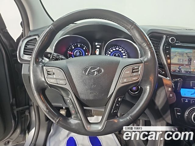 Hyundai Santafe 2015 — photo 9