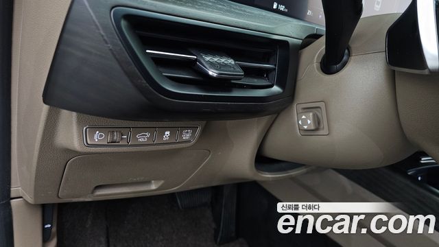 Kia K8 2023 — photo 27