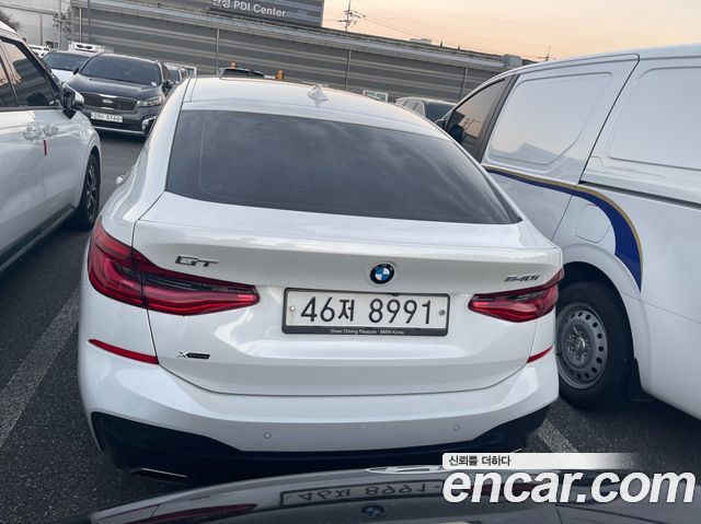 BMW Gran Turismo 2019 — photo 4