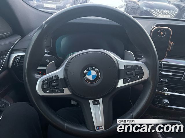 BMW Gran Turismo 2019 — photo 7