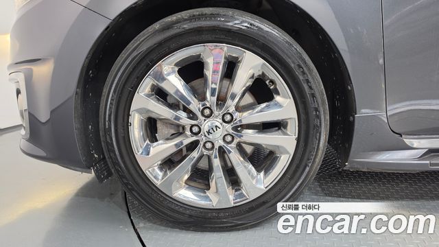 Kia Canival 2016 — photo 5