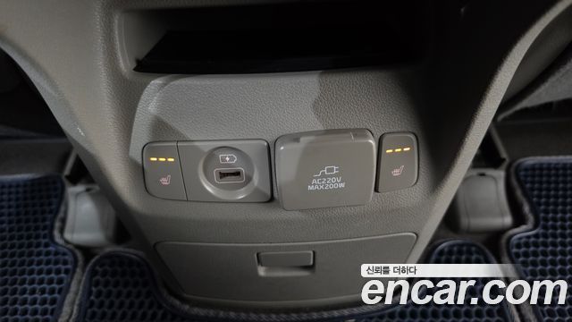 Kia Canival 2016 — photo 18