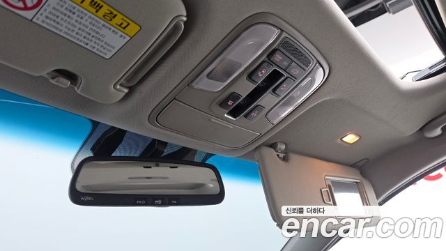 Kia Canival 2016 — photo 30