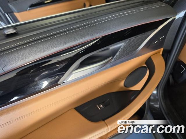 BMW X3 2018 — photo 10