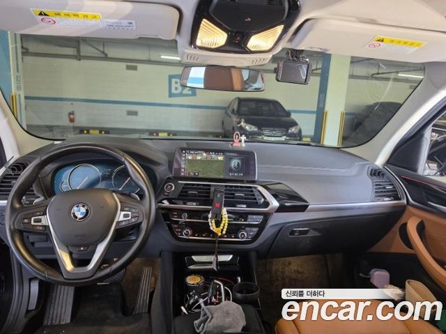 BMW X3 2018 — photo 11