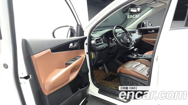 Kia Sorento 2018 — photo 13