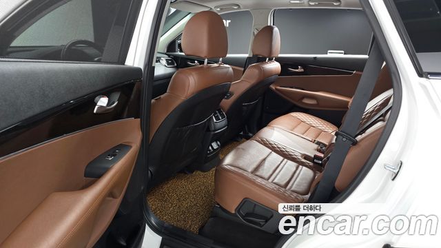 Kia Sorento 2018 — photo 17