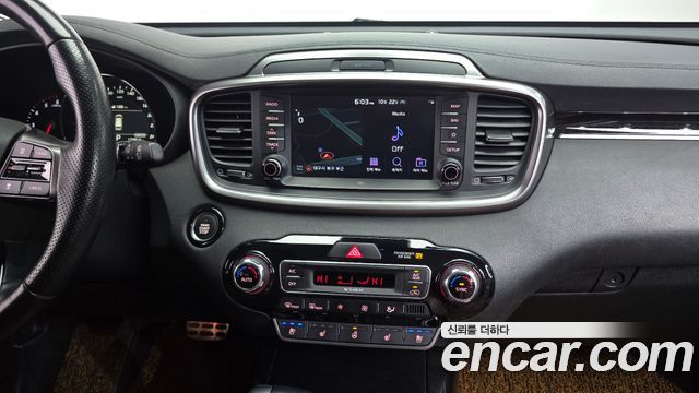 Kia Sorento 2018 — photo 19