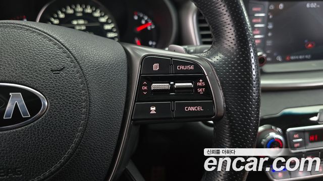 Kia Sorento 2018 — photo 21