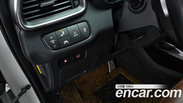 Kia Sorento 2018 — photo 24