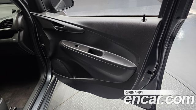 Chevrolet Korea Spark 2017 — photo 14