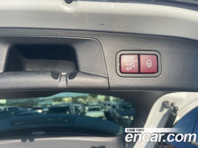 Mercedes-Benz GLA-Class 2021 — photo 16