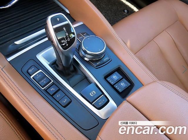 BMW X6 2018 — photo 10