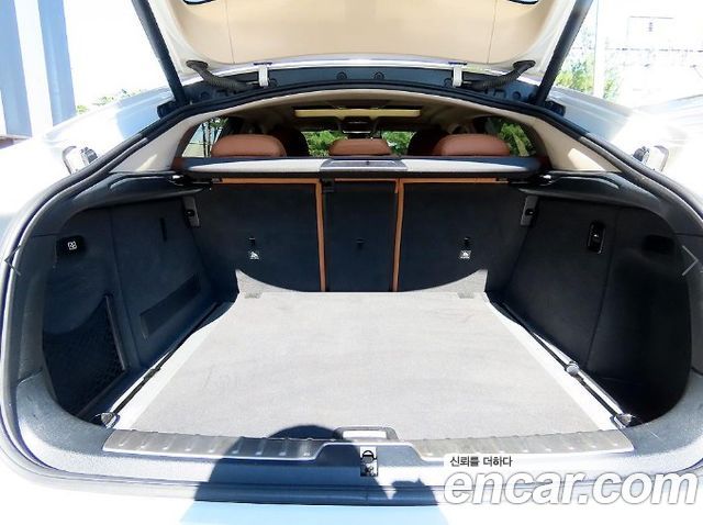 BMW X6 2018 — photo 16