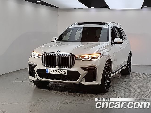 BMW X7 2021 — photo 1