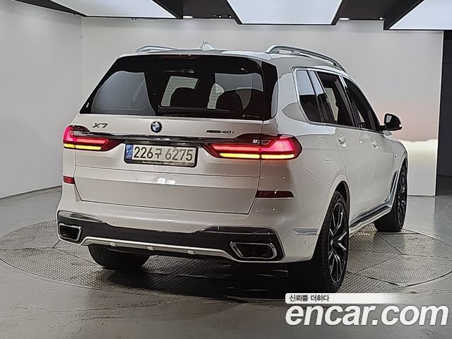 BMW X7 2021 — photo 4