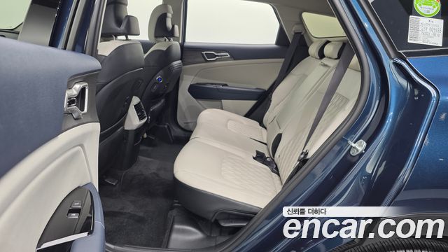 Kia Sportage 2022 — photo 17