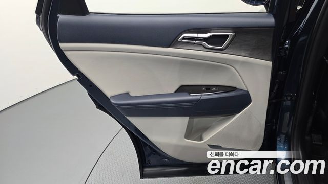 Kia Sportage 2022 — photo 15
