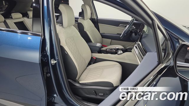 Kia Sportage 2022 — photo 16
