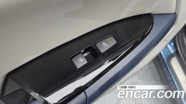Kia Sportage 2022 — photo 28