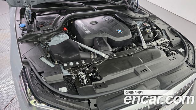 BMW 5-Series 2024 — photo 6