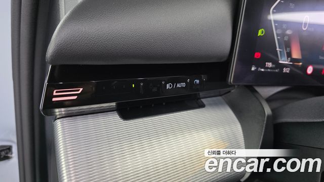 BMW 5-Series 2024 — photo 21