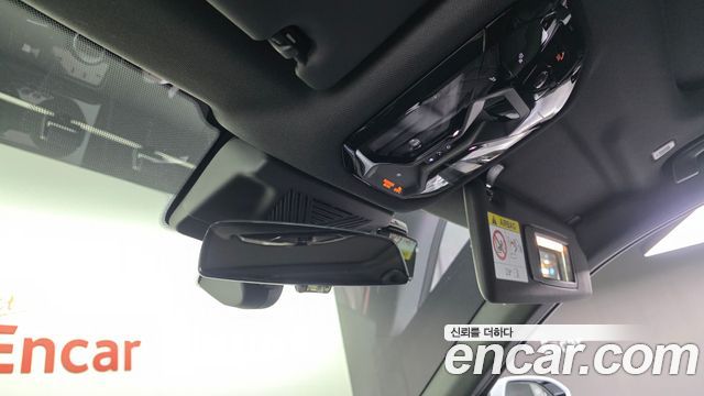 BMW 5-Series 2024 — photo 32