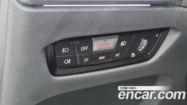 BMW 3-Series 2022 — photo 18