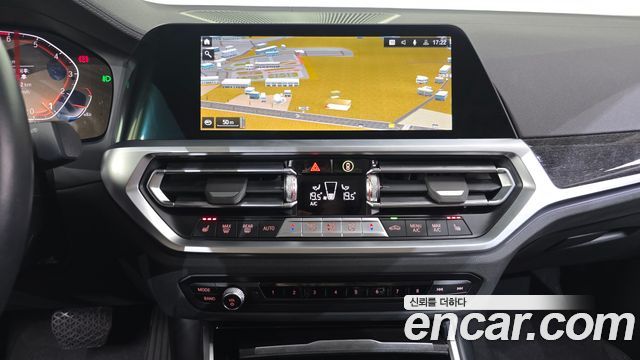 BMW 3-Series 2022 — photo 23