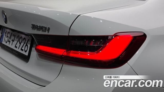 BMW 3-Series 2022 — photo 9