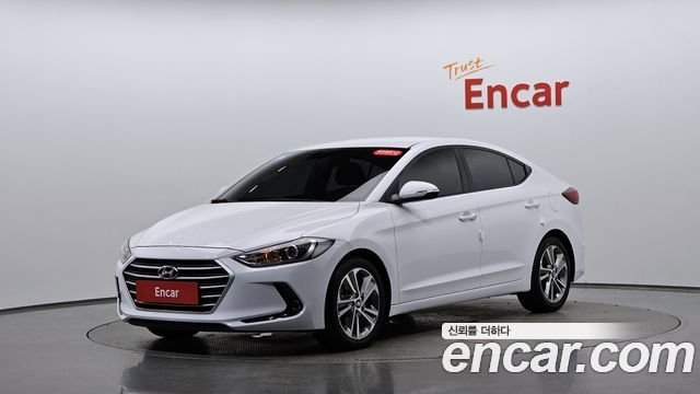 Hyundai AVANTE 2018 — photo 31