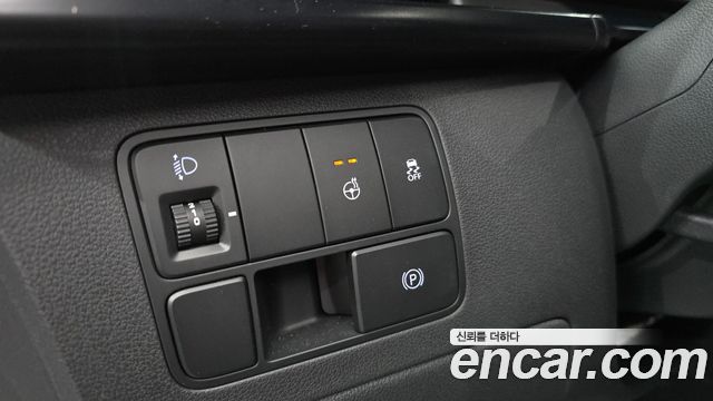 Hyundai Staria 2027 — photo 24