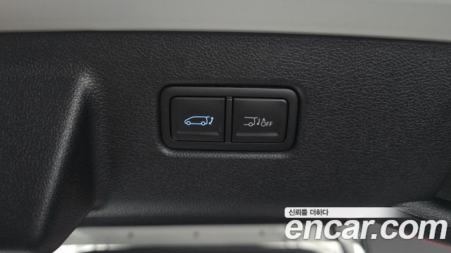 Hyundai Staria 2027 — photo 26