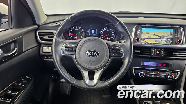 Kia K5 2016 — photo 20