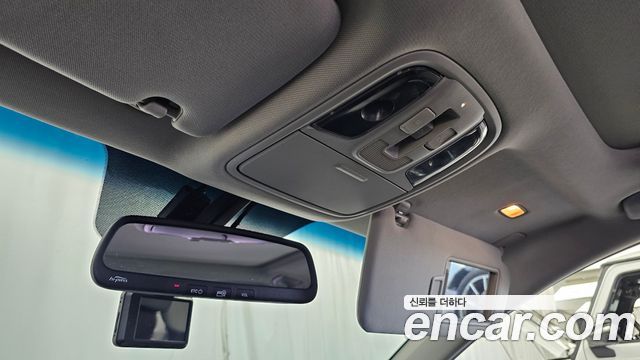 Kia K5 2016 — photo 26