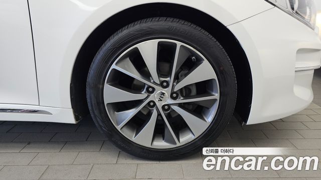 Kia K5 2016 — photo 7