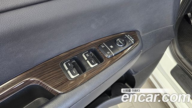 Kia K5 2016 — photo 30