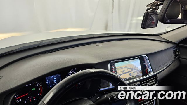 Kia K5 2016 — photo 33