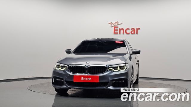BMW 5-Series 2018 — photo 3