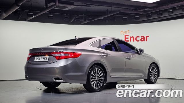 Hyundai Grandeur 2014 — photo 2
